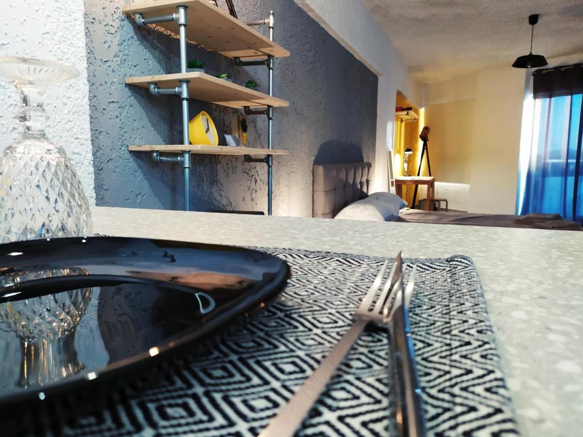 21 Suites Deluxe Stay Near The Airport Markópoulon Zewnętrze zdjęcie