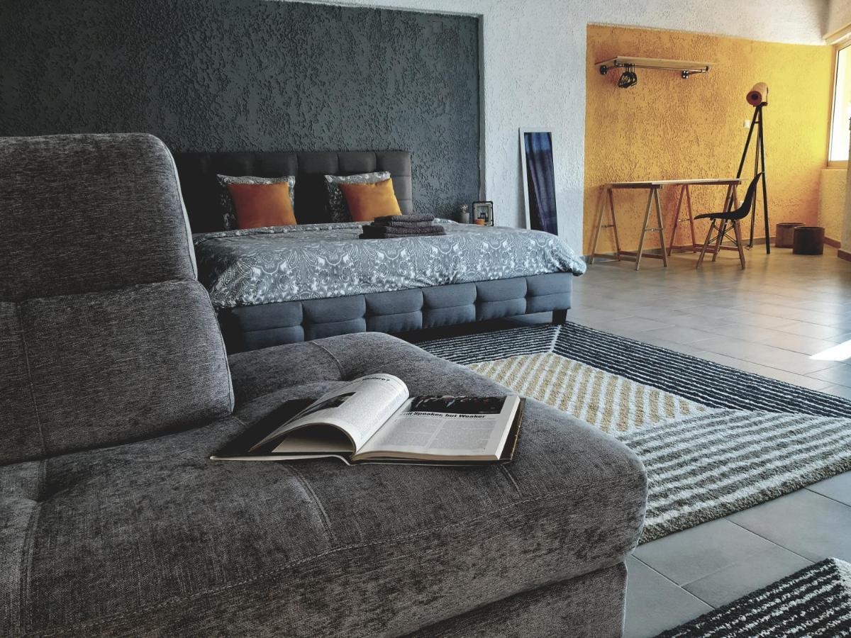 21 Suites Deluxe Stay Near The Airport Markópoulon Zewnętrze zdjęcie