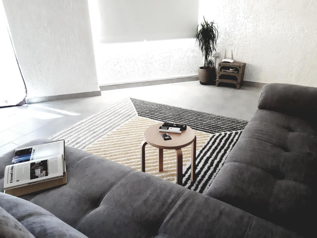 21 Suites Deluxe Stay Near The Airport Markópoulon Zewnętrze zdjęcie